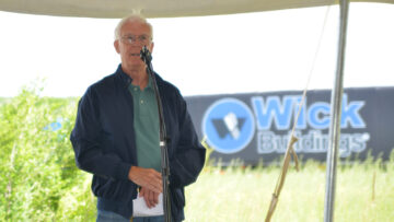 Harrop Speaking 4k